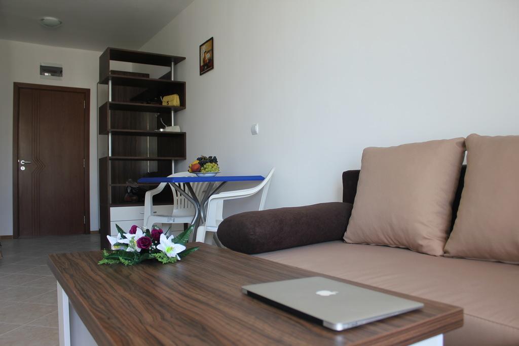 Studio Festival Pomorie Buitenkant foto